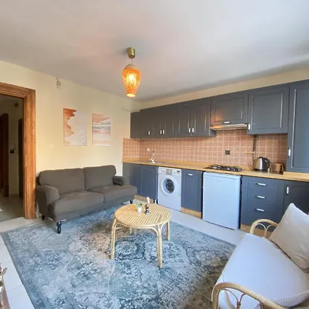 Apartment Apartemnt In *